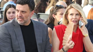 Τζένη Μπαλατσινού | Τα σπάνια κλικ με τον μπαμπά της και τον Βασίλη Κικίλια