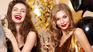 3+1 γιορτινά μακιγιάζ που θα σε κάνουν να ξεχωρίζεις στο πλήθος