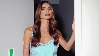 Η Ηλιάνα Παπαγεωργίου με το chic παντελόνι που δεν αποχωρίζονται οι Γαλλίδες το φθινόπωρο