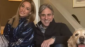 Η συγκλονιστική ζωή της Καρολίνας Πελενδρίτου ύστερα από την απώλεια όρασης και ο γάμος της με τον sportscaster Δημήτρη Χατζηγεωργίου