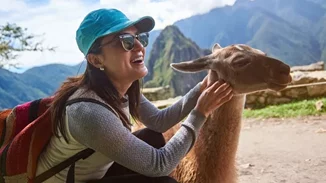 Σχεδιάζεις μακρινό ταξίδι; Δες σε ποιες χώρες είναι υποχρεωτικό να κάνεις εμβόλιο