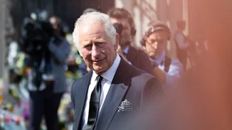Βασιλιάς Κάρολος | Οι εκατοντάδες απολύσεις στο προσωπικό αφού ανέλαβε τον βρετανικό θρόνο