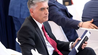 Nίκος Ευαγγελάτος | Ποδηλατάδα στις Σπέτσες με αθλητικό look