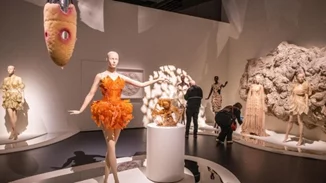 Το μαγευτικό σύμπαν της Iris van Herpen ζωντανεύει στην έκθεση Sculpting the Senses στο Ρότερνταμ