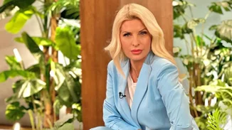 Η Ελένη Μενεγάκη φόρεσε την ιδανική φούστα από Zara και κοστίζει σχεδόν 30 ευρώ