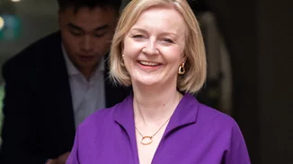 Πάγος από τη Liz Truss στην επιστροφή των Γλυπτών του Παρθενώνα | Η αμήχανη απάντησή της [βίντεο]
