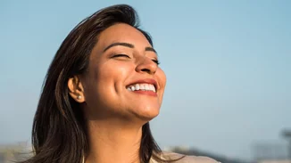 Προστασία του προσώπου από τον ήλιο | Το μυστικό για επιδερμίδα χωρίς σημάδια