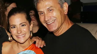 Γιώργος Νταλάρας & Νατάσα Μποφίλιου | Συγκινημένοι στη συνάντησή τους