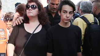 Ο Νίκος Μπάρκουλης αγνοεί την ύπαρξη της Βίκυς Μπάρκουλη | "Δεν ήξερα ότι έχω αδερφή"