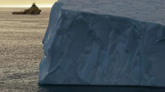 Γαλλία | Το παγόβουνο A23a, κάποτε το μεγαλύτερο στον κόσμο, λιώνει με ταχείς ρυθμούς