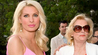 Ελένη Μενεγάκη | Οι τρυφερές ευχές στη μητέρα της, Ζέτα Μισόκαλου, για τα γενέθλιά της