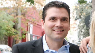 Ντίνος Σιωμόπουλος | Βάφτισε τον γιο του λίγο πριν γίνει μπαμπάς για δεύτερη φορά