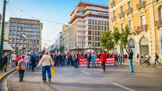 Πρωτομαγιά | Σε εξέλιξη οι απεργιακές συγκεντρώσεις στο κέντρο της Αθήνας - Ποιοι δρόμοι έχουν κλείσει
