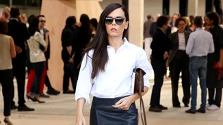 5 σύγχρονοι τρόποι για να φορέσεις ένα oversized πουκάμισο με στιλ