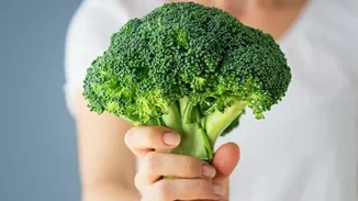Μπρόκολο: Τα μυστικά για να παραμείνει πράσινο και τραγανό