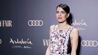 Βιβλίο της Σαρλότ Κασιράγκι με "φιλοσοφικές και λογοτεχνικές αναζητήσεις"