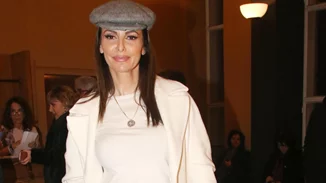 Η Μπέττυ Μαγγίρα φόρεσε τα μποτάκια που είναι μία από τις μεγαλύτερες τάσεις του 2023 στα παπούτσια