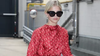 Από το γραφείο στη βραδινή έξοδο | 10 ζευγάρια παπούτσια που ταιριάζουν με τα καλοκαιρινά φορέματα