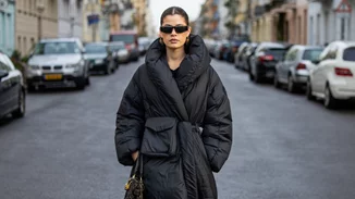 Το ζεστό μπουφάν από την Oysho που είναι η μοναδική επένδυση που αξίζει να κάνεις στις εκπτώσεις