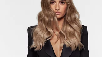 Η haircare σειρά που θα κάνει τους πάντες να αναρωτιούνται τι έκανες και δείχνουν τα μαλλιά σου τόσο υγιή