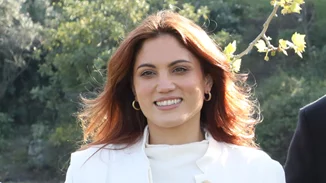 Κώστας Τσουρός | "Η Μαίρη Συνατσάκη είναι αστυνομία κινητών τηλεφώνων;"