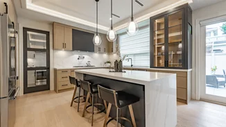 Πώς μία "ξεχασμένη" από τον χρόνο κατοικία, μετατράπηκε σε ένα υπερσύγχρονο διαμέρισμα