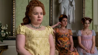 O hair και makeup designer του Bridgerton, Marc Pilcher, πέθανε από Covid 19 δυο εβδομάδες μετά τη βράβευσή του με ΕΜΜΥ