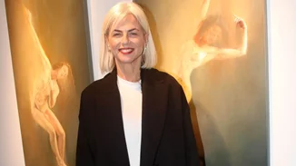 Η Χριστίνα Κοντοβά φόρεσε τα μαύρα μποτάκια με τον αγαπημένο τρόπο των Γαλλίδων