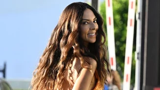 Chestnut Brown | Το κομψό χρώμα μαλλιών που θα "ζεστάνει" το πρόσωπό σου