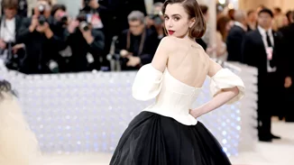 "Πρώτα γενέθλια ως μαμά" | Οι φωτογραφίες με τη 2 μηνών κόρη της Lily Collins θα σε κάνουν να "λιώσεις"