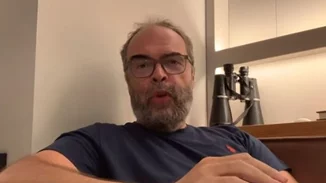 "Φτου, ξελευτερία" | O πρώην ιερέας Ανδρέας Κονάνος αποκάλυψε ότι είναι ομοφυλόφιλος