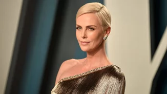 Πέντε λάθη που πρέπει να αποφύγετε στην ρουτίνα ομορφιάς σας μετά τα 40