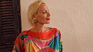 H Έλενα Χριστοπούλου στο κομμωτήριο  | Το νέο χρώμα που ανανέωσε την εμφάνισή της