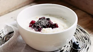 Beyond toast: 5 άλλοι υγιεινοί τρόποι να χρησιμοποιήσεις τη μαρμελάδα στα γεύματά σου