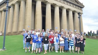 Στην Ελλάδα το 2ο reunion των υιοθετημένων στην Αμερική παιδιών από την Ελλάδα τις "δύσκολες" δεκαετίες '50-'60