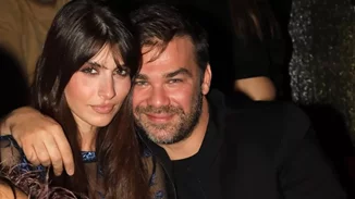 Ιωάννα Σαρρή | Οι super καλοκαιρινές πόζες με τον Γιώργο Σαμπάνη στα ελληνικά νησιά