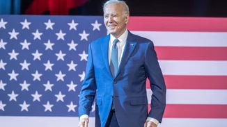 Τι κάνει ο Joe Biden στο κρεβάτι του
