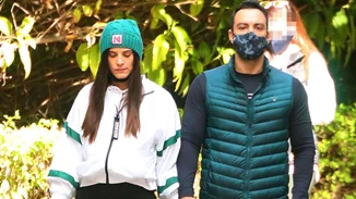 Σάκης Τανιμανίδης-Χριστίνα Μπόμπα | Δείτε τους μέλλοντες γονείς σε καθημερινές στιγμές