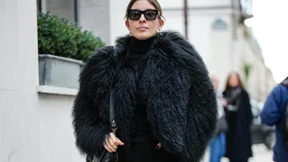 Τα faux fur παλτό είναι μονόδρομος αν θέλεις να είσαι κομψή στο πολύ κρύο