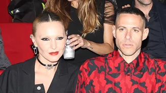 Τάμτα και Πάρις Κασιδόκωστας | Η ανταλλαγή δώρων στο γιορτινά στολισμένο σπίτι τους