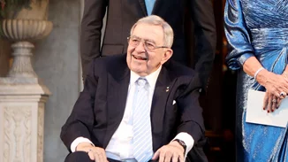 Πέθανε ο τέως βασιλιάς Κωνσταντίνος - Η ζωή του από τα ανάκτορα μέχρι την έκπτωση