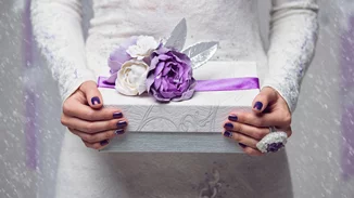 Wedding gift | Ο προβληματισμός του ιδανικού γαμήλιου δώρου σταματά εδώ