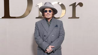 Ο Τζόνι Ντεπ επιστρέφει στο Χόλιγουντ με τον εμβληματικό ρόλο του Εμπενέζερ Σκρουτζ