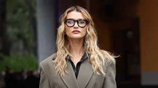 Τα 5 top χρώματα μαλλιών του '24 για ένα φρέσκο, νεανικό look