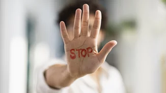 Βία ανηλίκων | Μετά το "Panic Button" έρχεται το "Save Youth"