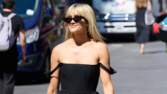 Πώς θα φορέσεις το ολόσωμο μαγιό σου στην πόλη; Τα κομψά looks που μπορείς να αντιγράψεις