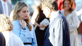 Χρυσή Βαρδινογιάννη | Το baby blue φόρεμα που επέλεξε για τον γάμο του αδερφού της