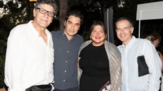 Ηρακλής Μαινόμενος | Χριστόφορος Παπακαλιάτης, Γιάννης Μπέζος κι άλλοι διάσημοι θεατές στην πρεμιέρα στην Αθήνα