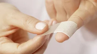 Γιατί τα κοψίματα από χαρτί πονάνε τόσο πολύ;