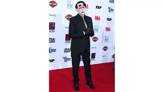 Marilyn Manson | Οι διαστροφές ενός καλλιτέχνη που φώναζε το ποιος πραγματικά ήταν αλλά κανείς δεν άκουγε